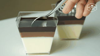Tín đồ socola thì không thể bỏ qua công thức làm pudding socola 3 tầng ngon tuyệt cú mèo - Ảnh 10.